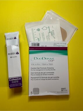 ConvaTec Duo Patch or Large Bandage Control Gel Dressing Kit
